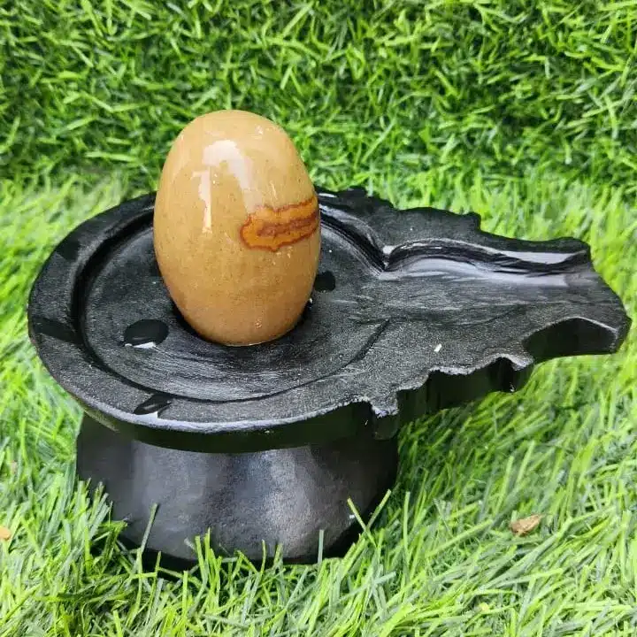 narmada-yellow-shivling-blackstone-damru-jaladhari