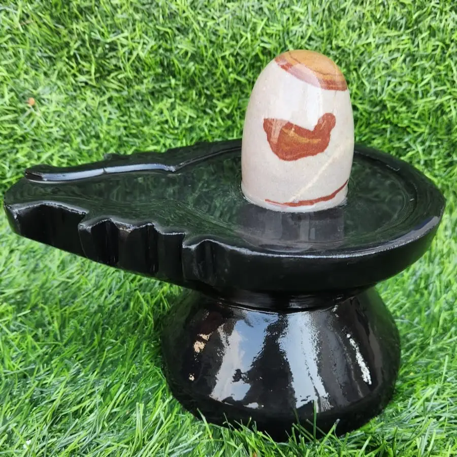 natural-narmada-shivling-with-damru-jaladhari